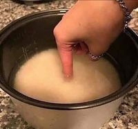 Netizen Bagikan Parameter Masak Nasi Ala Emak-emak