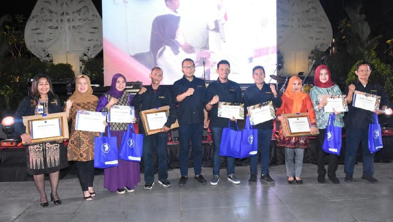 Kemenhub Laut Gelar Penghargaan Bagi UPT Soal Kehumasan Era Digital Kemenhub Laut Gelar Penghargaan Bagi UPT Soal Kehumasan Era Digital