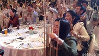 PT Kereta Api Indonesia (Persero) atau KAI membawa rombongan dari Saung Angklung Udjo, untuk mengajak para peserta ARCEO memainkan kesenian musik dari bambu khas Indonesia.