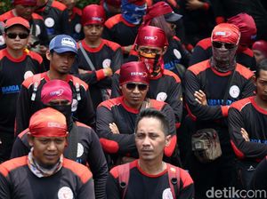 Buruh Demo Kemnaker Pagi Ini, Pengendara Diimbau Gunakan Jalur Alternatif