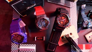 Pilihan warnanya cukup disesuaikan dengan tema, mulai dari varian warna yang terdiri dari hitam, merah-abu, ungu, biru, dan hitam dengan akses merah dan orange. Foto: Agus Tri Haryanto/detikINET