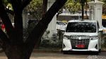 Melihat Mobil Pribadi Prabowo yang Pakai Pelat 1-00 Saat ke Istana