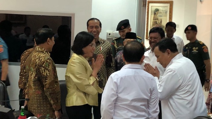 Prabowo dan Sri Mulyani Kini Tertawa Bersama