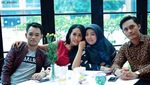 Ini Momen Kompak Kulineran Ratu Meta dengan Sahabatnya
