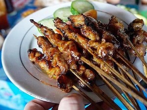 Pulang Misa Natal di Gereja Katedral Bisa Makan Enak di 5 Tempat Ini
