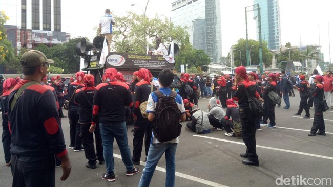 Ada Deodoran di Komponen Upah, Buruh Juga Ingin Wangi