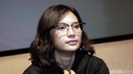 Senyum Indah Permatasari saat Ditanya soal Ibunda dan Arie Kriting
