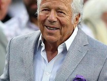 Video Robert Kraft Jawab Tantangan Donasi Macklemore: Ed Sheeran Telepon Duluan