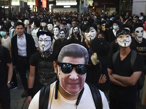 Demo Hong Kong Bikin Investor Lari ke Singapura