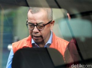 Emirsyah Satar Hadapi Sidang Dakwaan Kasus Suap Hari Ini