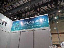 Hujan Lebat, Pemburu Diskon di Indocomtech 2019 Tetap Ramai