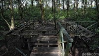 Kondisi kawasan tersebut yang memprihatinkan karena kurangnya perawatan dan pemeliharaan dari instansi terkait tentunya dapat berpengaruh pada pariwisata di kawasan itu. Pasalnya meski menjadi destinasi favorit wisatawan bila kawasan itu minim perawatan tentunya juga akan berpengaruh pada minat pengunjung untuk datang ke sana.
