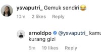 Dikatai gemuk oleh netizen nggak masalah. Chef Arnold berbalik mengomentari kalau netizen itu kurang gizi. Foto: Twitter