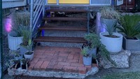 Rumah kontainer miliknya ini terletak di jalan McGowen, Houston, Amerika Serikat. Istimewa/Will Breaux.