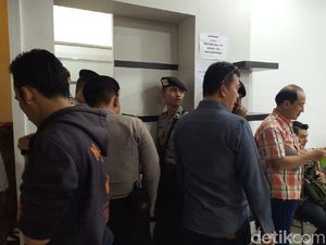 Mobil Rp 50 Juta Tak Kunjung Dikirim, Konsumen Geruduk Diler Mobil