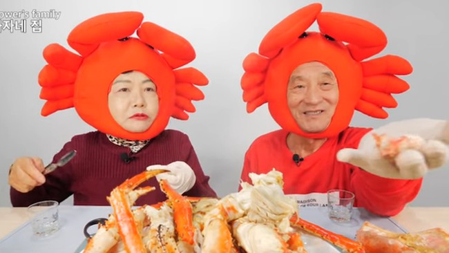 5 Kakek Nenek yang Sukses Jadi YouTuber Kuliner Hits