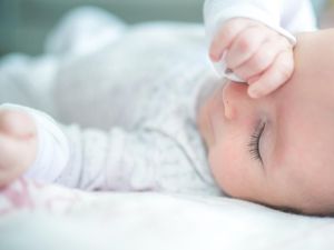 Kena Penyakit Langka, Kulit Bayi Ini Tampak Bersisik Besar