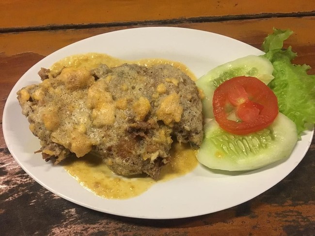 Sajian Bebek Kekinian, Pakai Keju Mozzarella hingga Telur Asin