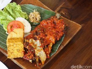 Uenaak Poll! Begor Surabaya yang Dipenyet, Dicobek dan Dibakar