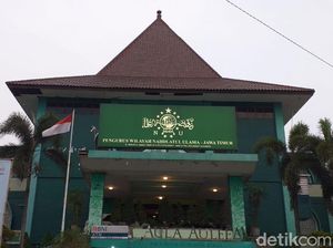 Tanggapan PWNU Jatim soal Salat Jumat Boleh Dua Gelombang di Tengah Pandemi