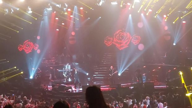 Konser Sang Pecinta Bawa Nostalgia Penggemar Bersama Dewa 19
