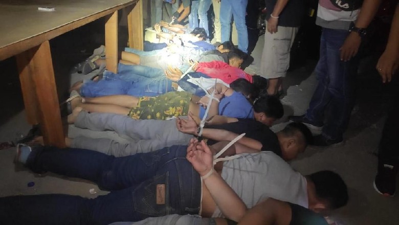 11 Preman yang Kerap Palak Pedagang Ditangkap Polisi di Jakbar 11 Preman yang Kerap Palak Pedagang Ditangkap Polisi di Jakbar
