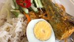 Enaknya Sarapan Nasi Dagang, Perut Kenyang Senanglah Hati