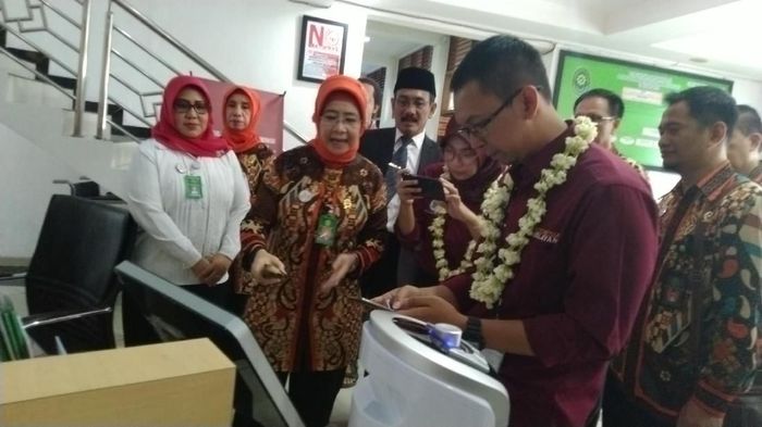 Kemenpan RB cek Dilan di PT Jateng.Foto: Angling Adhitya Purbaya/detikcom Kemenpan RB cek Dilan di PT Jateng.Foto: Angling Adhitya Purbaya/detikcom