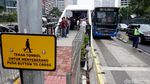 Foto Halte Transjakarta di Kawasan Bundaran HI Sebelum Dirusak Massa