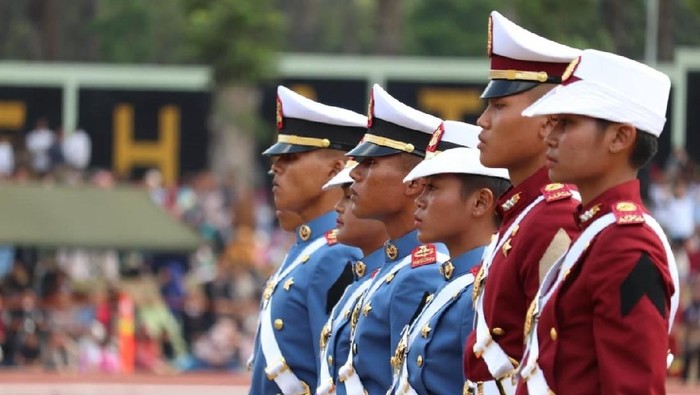 Riri Anak Sopir Truk Lulusan Terbaik Taruni AAL