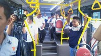 Bus MAB MD 12E NF memiliki spesifikasi umum diantaranya berkapasitas 45 penumpang, dimensi PxLxT (mm) 12,000 x 2500 x 3750, kapasitas baterai 250 kWh, 404 Ah, dan maksimal speed 100 Kmh.
