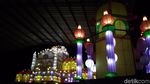 Foto: Kerlap-kerlip Lampion di Festival of Light Cirebon