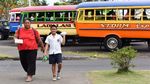Kreatif Cari Rezeki! Truk Bekas di Samoa Dimodif Jadi Bus