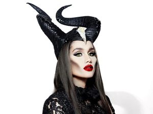 Seperti Maleficent, Tampilan Cinta Laura Bikin Takjub Netter