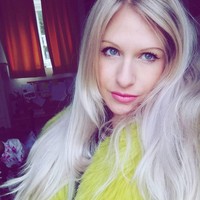 Menurutnya, hadirnya Instagram membuatnya semakin terjerumus dengan hal berbau seksual. Instagram seperti taman bermain yang penuh dengan gairah, ucap wanita 30 tahun itu, seperti dikutip The Sun.  Foto: dok. Instagram @lauriejaderotic