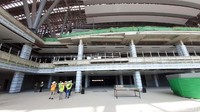 Terdiri dari tiga tingkat, stasiun ini memiliki luas total lebih dari 264 ribu meter per segi. Di mana lantai pertama untuk bagian tiketing, lantai dua untuk kereta jarak jauh, dan lantai tiga untuk kereta cepat.