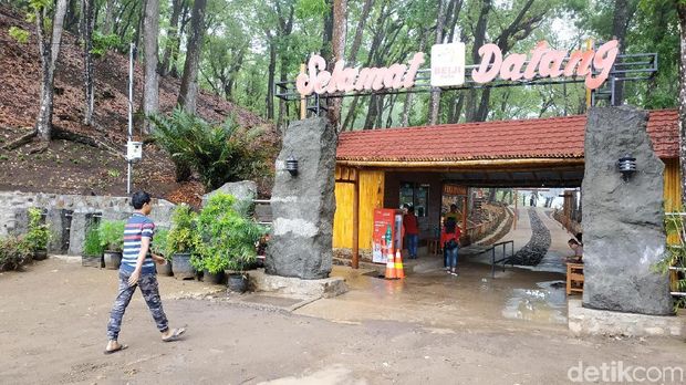 Sisi Romantis Pacitan ada di Sini