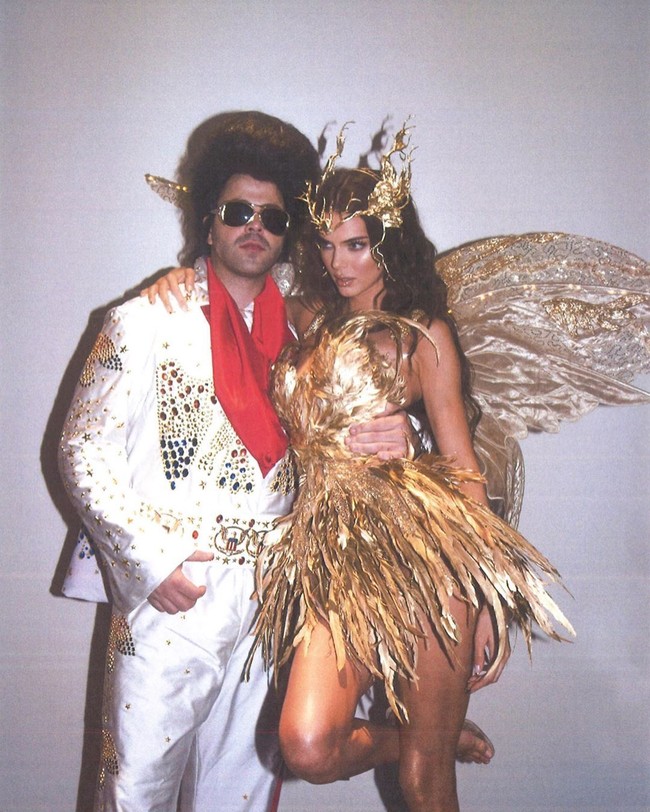 Yungyung, begitu sapaan akrabnya, mengatakan bahwa aksesori tersebut memang dirancang khusus untuk Kendall. “Mereka (tim Kendall) sudah menghubungi aku satu bulan lalu. Proses pengerjaannya sendiri dua mingguan,” ungkap Rinaldy kepada Wolipop, Jumat (1/11/2019). Foto: dok. Instagram @kendalljenner