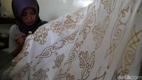 Corak pada batik Lulantibu tidak digabungkan begitu saja, tapi melalui pemikiran selama beberapa tahun. Itu karena empat suku Dayak memiliki ciri khas masing-masing dan tiap corak mengandung makna simbolik.