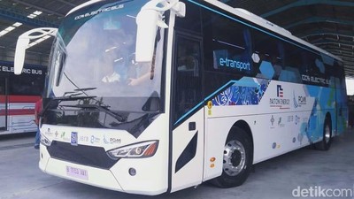 Bus Listrik Pertama Made In Indonesia Diproduksi di Demak