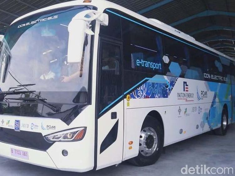 Bus Listrik Pertama Made In Indonesia Diproduksi di Demak