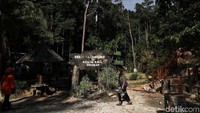 Dinas Pariwisata Kepemudaan dan Olahraga (Disparpora) Kabupaten Nunukan terus membangun sejumlah fasilitas untuk mendukung wisata ini.