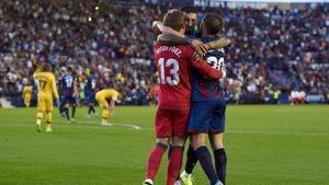 Los Cules Keok di Kandang Levante