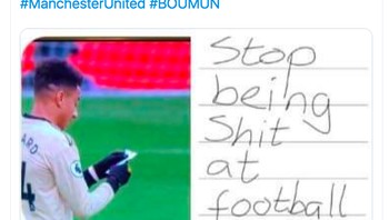Setop jadi sampah di sepakbola, mungkin begitu pesan yang diterima Jesse Lingard. Foto: Twitter