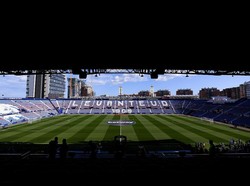 Pertandingan Levante Vs Barcelona digelar di Stadion Ciutat de Valencia, Sabtu (2/11/2019). Alex Caparros/Getty Images.
