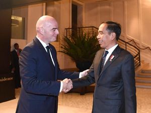 Ramai Bilateral Gegara Fahri Sorot Jokowi