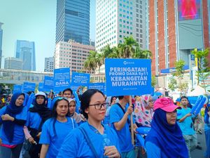 DANA Gelar Parade, Sudirman-Thamrin Membiru