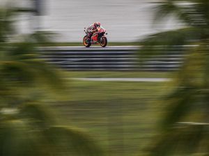 Kecelakaan Parah di Sepang, Marquez Diselamatkan Airbag