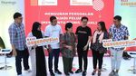 Jawab Tantangan Sosial Ekonomi dengan Wirausaha