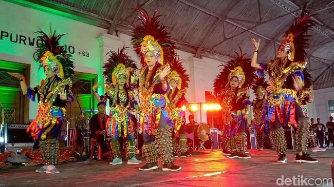 Lestarikan Budaya, Seniman Iran Hingga Amerika Tampil di Purworejo